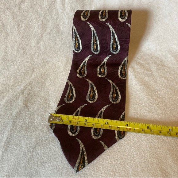FREE IF BUNDLED Paisley Silk Neck Tie Hand Crafted in USA 100% Silk One Size EUC - Picture 3 of 5